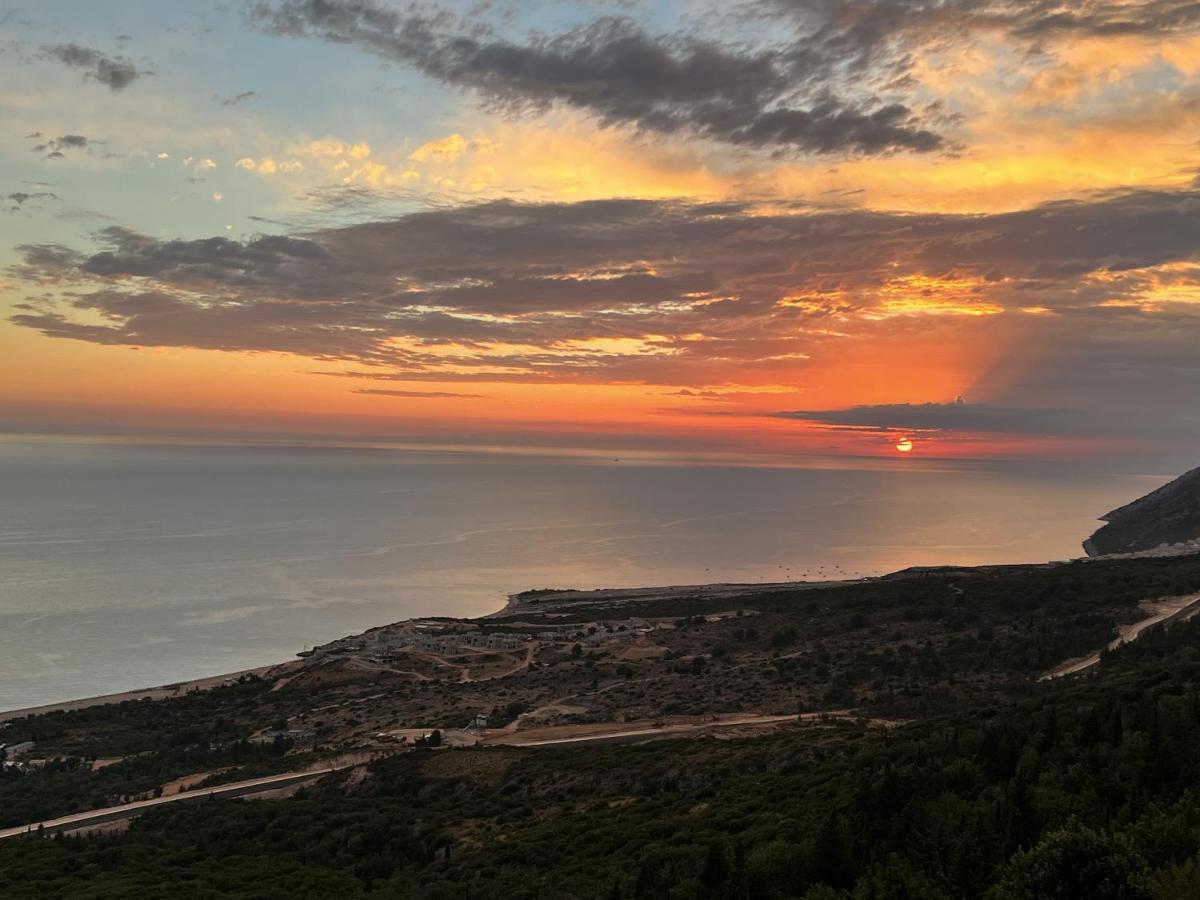 Palasa View Dhërmi Екстериор снимка